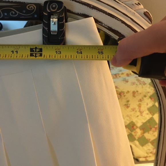 High Waisted White Tennis Skirt - Picture 5 of 6